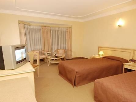 View Bhrikuti Hotel Kathmandu Ngoại thất bức ảnh